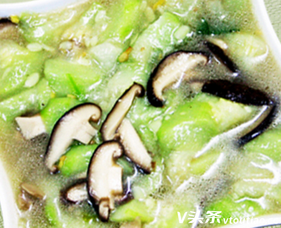 丝瓜汤的做法 丝瓜汤的营养价值是什么 具有清热解毒功效